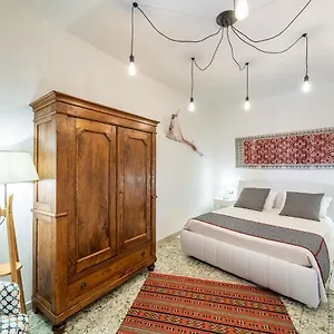 Civico 11 Casa vacanze SantʼAntìoco
